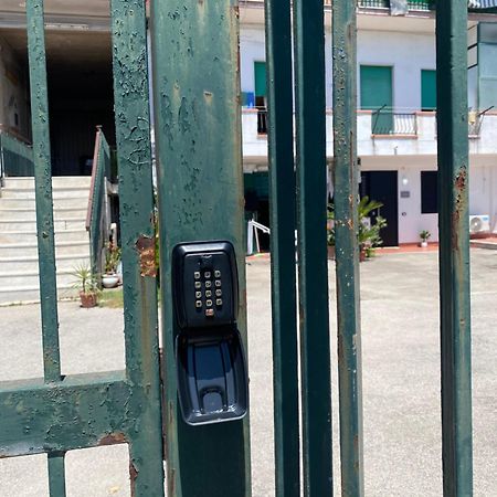 Gate 16 Room Napoli מראה חיצוני תמונה
